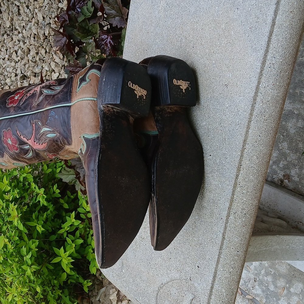 Old Gringo Two-Tone Brown Floral Embroidered Heeled Cowboy Boots - Picture 8 of 16